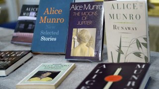 Murió a los 92 años la canadiense Alice Munro, premio Nobel de Literatura
