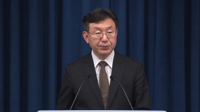 대통령실 네이버, 라인야후 지분 매각하지 않기로 / YTN