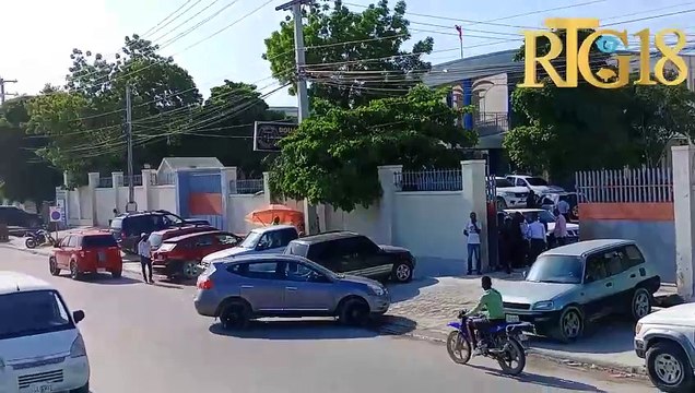 Avyon US Air Force kontinye ateri sou pis ayopò entènasyonal ''Toussaint Louverture'' a.