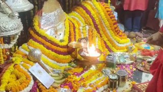 पांडुपोल हनुमान मंदिर में भक्तों की भारी भीड़, देखें वीडियो
