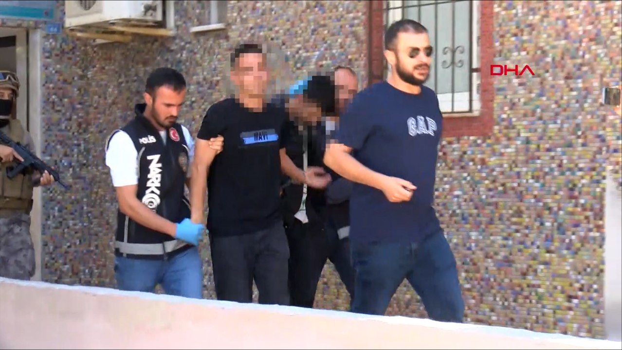 Polis, evde bulamadıkları uyuşturucu şüphelilerini kardeşine aratıp yakaladı