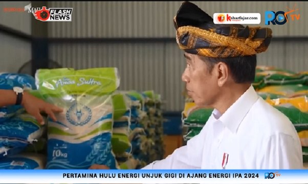 Presiden Jokowi Tinjau Stok Beras dan bagikan Bantuan di Muna, Sulawesi Tenggara
