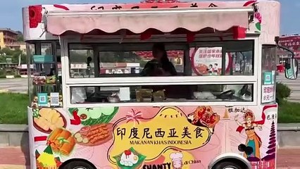 Selling Cassava Talam Cake Food Truck in China