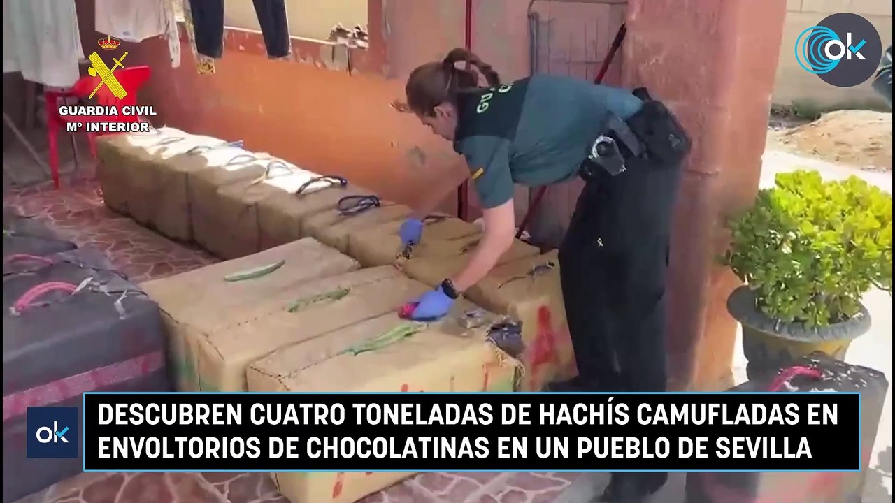 Descubren cuatro toneladas de hachís camufladas en envoltorios de chocolatinas en un pueblo de Sevilla