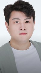 김호중, 사고 직후 모습 포착…공황이라더니 유유히 전화 통화