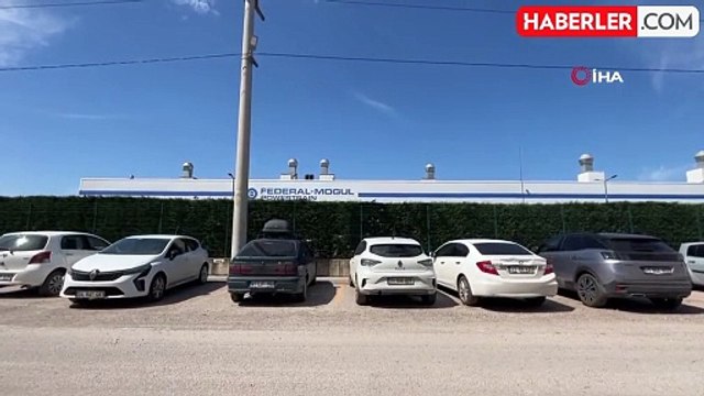 Kocaeli'de Fabrikada Kadın İşçilerin Soyunma Kabininde Kamera Bulundu