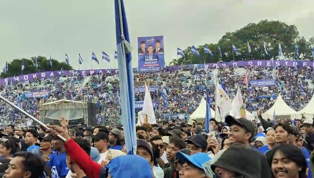VENI NUR BERGOYANG MAUT