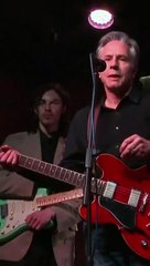 Blinken atua em bar de Kyiv