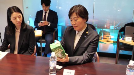 농식품부 "가루 쌀 활성화 추진...다음 달 우유 출시" / YTN