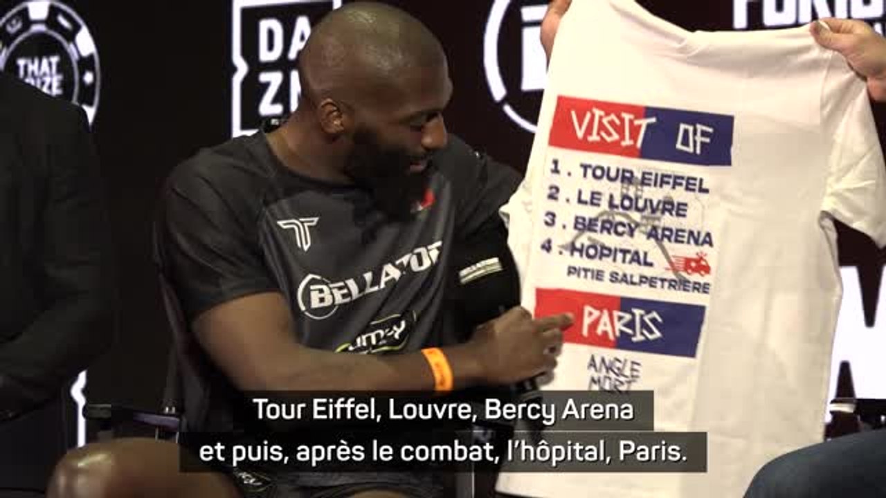 Bellator Paris Quand Doumbè tente d'offrir un tshirt personnalisé à Willis فيديو Dailymotion