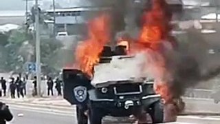 Se quema un Black Mamba de la Policía Nacional de Honduras