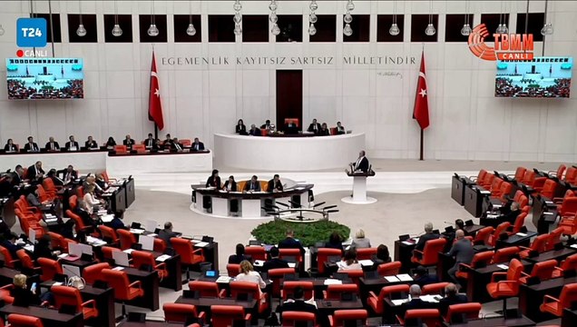 TBMM Başkanvekili Önder, İyi ki varsınız diyen Saadet Partili Çalışkan'a Şeyh Galip ile yanıt verdi