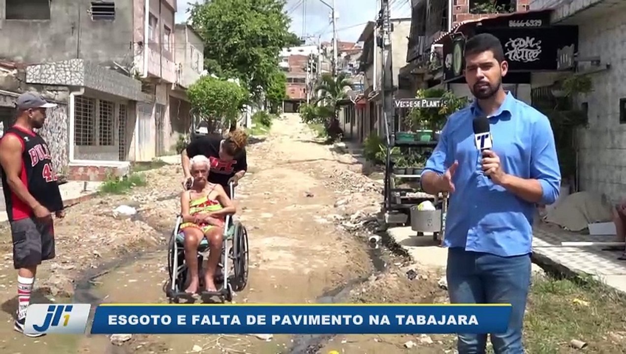 Esgoto e falta de pavimento na Tabajara