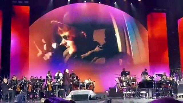Milano, concerto Radio Italia Live: il boato per Geolier