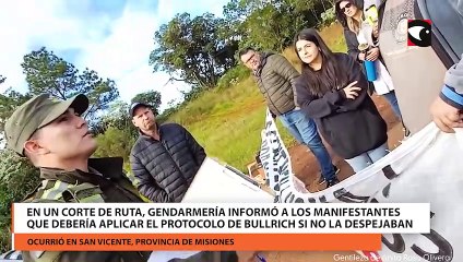 En un corte de ruta, Gendarmería informó a los manifestantes que debería aplicar el protocolo de Bullrich si no la despejaban