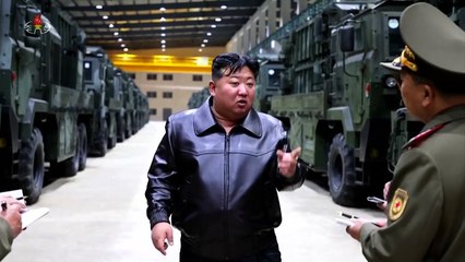 Kim inspeciona sistema de mísseis táticos e cita 'preparativos de guerra'