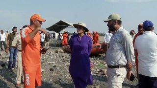 NARMADA  COLLECTOR SHWETA TEOTIA INSPECTION OF RESCUE OPERATION OF 6 PEOPLE DROWNED IN NARMADA RIVER AT POICHA