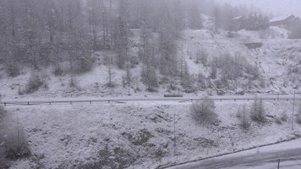 Importantes chutes de neige à Isola 2000, découvrez les images