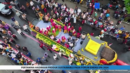 Meriah Pawai Mobil Hias HUT Dekranasda Ke-44 di Solo, Dihadiri Ibu Negara Iriana Joko Widodo