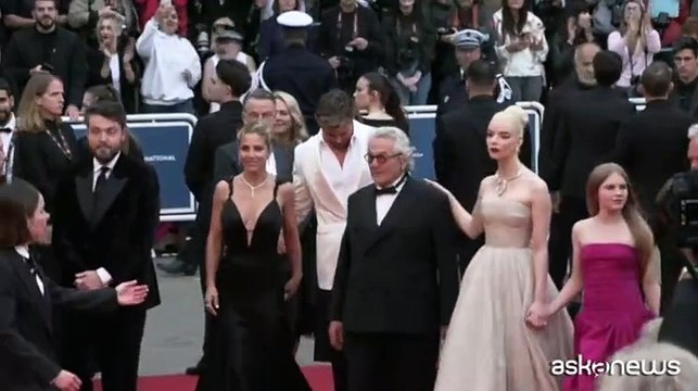 Anja Taylor-Joy e Chris Hemsworth conquistano Cannes con Furiosa: A Mad Max Saga