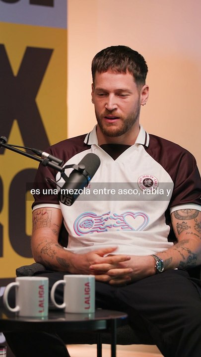 Álex Remiro: “Me da mucha rabia que la gente no actúe cuando escucha cánticos racistas”