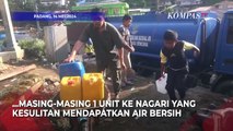 Momen saat Warga Kesulitan Air Bersih Akibat Banjir Lahar Dingin Gunung Marapi