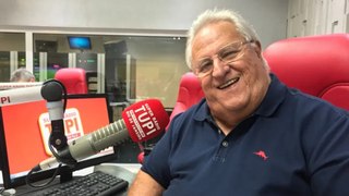 Ex-técnico do Flamengo morre aos 87 anos e colega se emociona durante transmissão no Maracanã