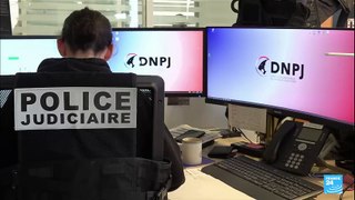 Attaque d'un fourgon pénitentiaire : 350 enquêteurs mobilisés pour retrouver les fugitifs