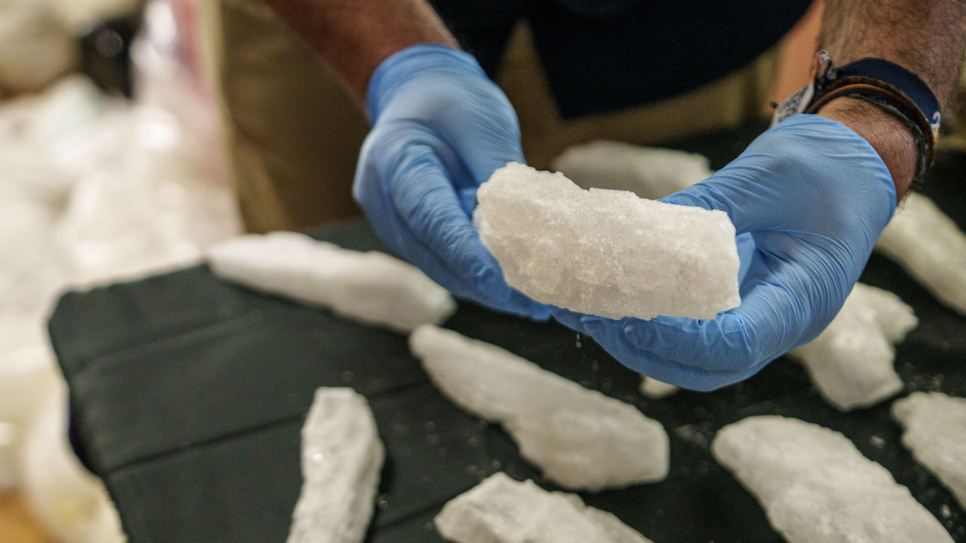En Espagne, la police réalise une saisie record de méthamphétamine mexicaine