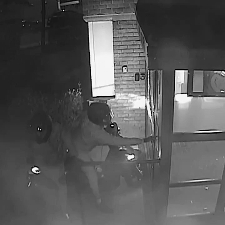 Machete-wielding robbers caught on CCTV
