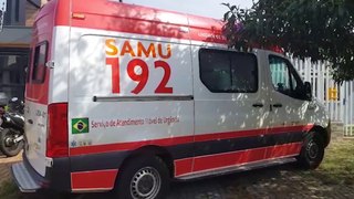 Homem que foi encontrado sem pulso, caído em banheiro, é salvo pelas equipes do Samu