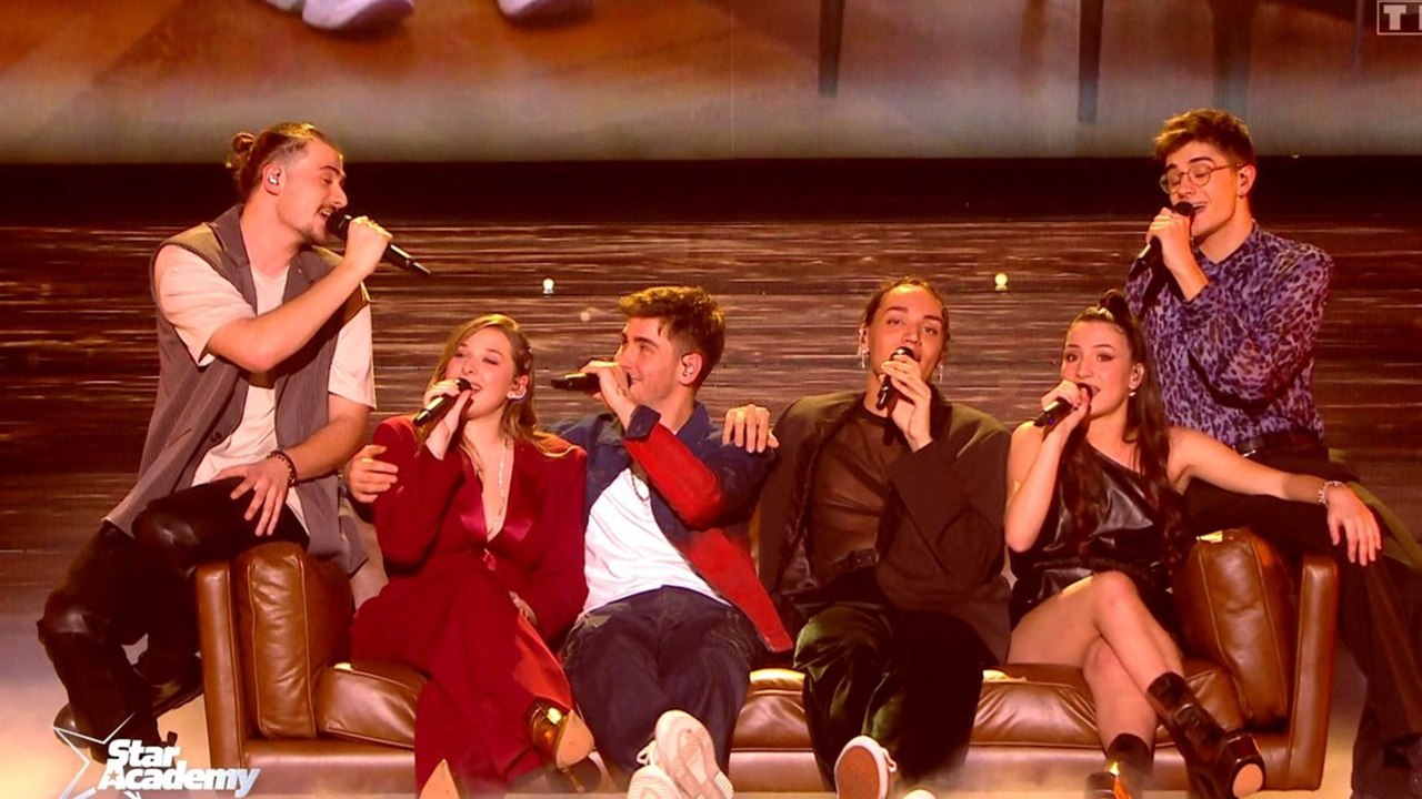 VOICI : Star Academy : comment s'entendent les académiciens pendant la tournée ? Pierre Garnier répond