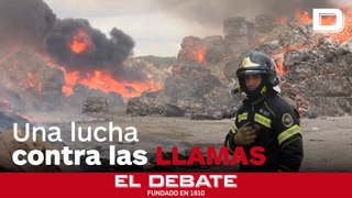 La lucha de los bomberos de Valladolid contras las llamas en Aldeamayor