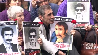 Türkiye’nin en uzun süreli eylemi kitaba dönüştü: Cumartesi Anneleri: Galatasaray Meydanı’nda 1000 hafta