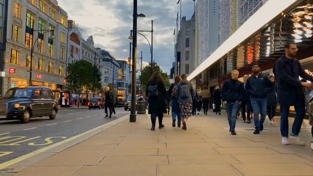 Better service and innovation are the keys to High Street survival for retailers