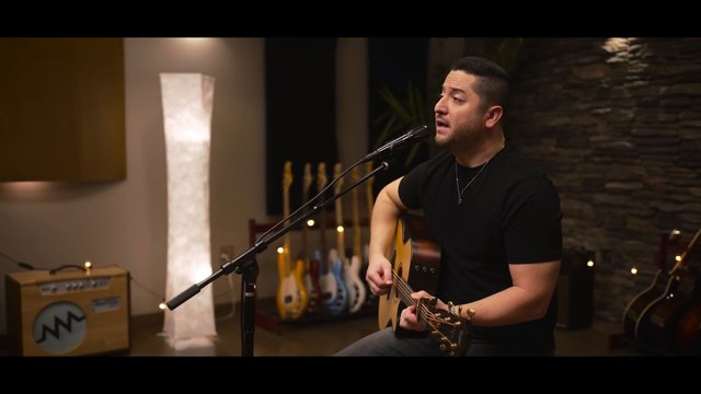 Flowers - Miley Cyrus (Boyce Avenue acoustic cover)