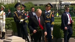 Putin visits Soviet martyrs' monument in China visit