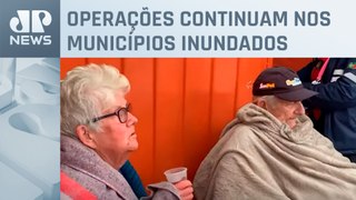Casal de idosos é resgatado em Canoas (RS)
