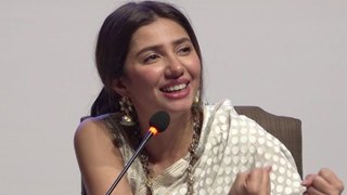 माहिरा खान के साथ सरेआम हुई बदसलूकी, लोगों पर भड़कीं एक्ट्रेस