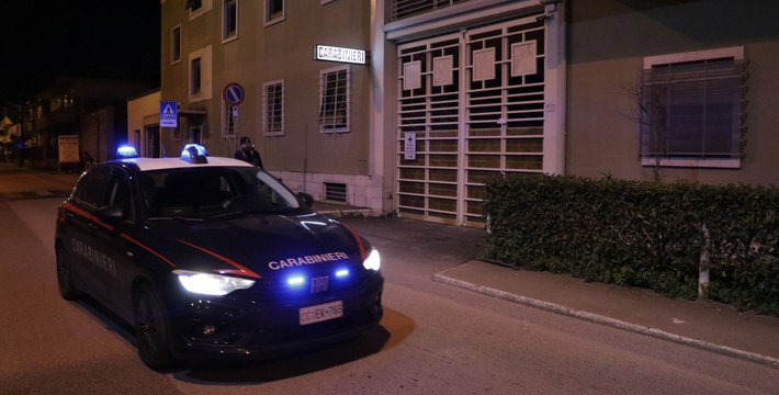 16enne accoltellato dal branco davanti scuola nel Casertano: 3 arresti (17.05.24)