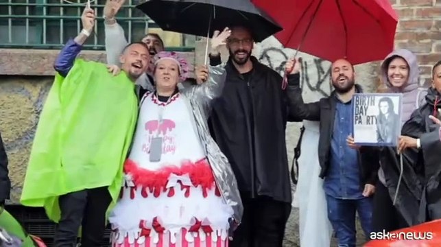 Laura Pausini ha festeggiato i 50 anni con una festa a Milano