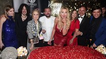 Valeria Marini, il party per i 57 anni è super. Ma gli amici vip le danno buca