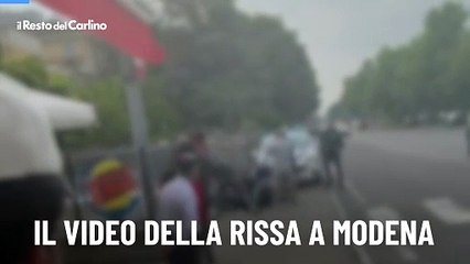 Il video della rissa a Modena