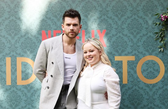 Nicola Coughlan abre o jogo sobre cenas de nudez em Bridgerton