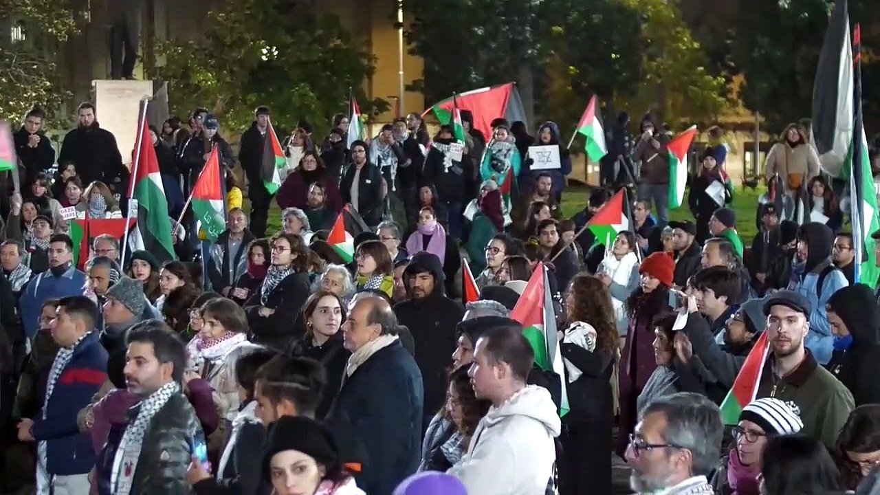 Manifestantes en Santiago eigen a Boric atuar contra volencia hacia Palestinos durante el aniversario de la Nakba