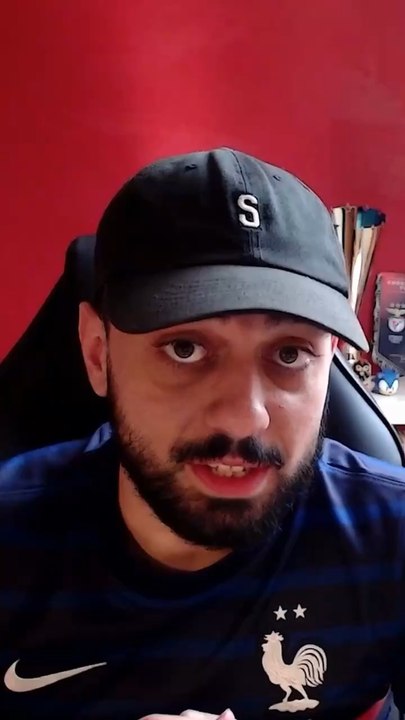 Didier Deschamps a dévoilé la liste des CONVOQUÉS pour L’Euro  Votre avis sur la liste ?  Décu ?  Content ?  Dites le en commentaire !