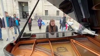 La música recorre las calles de Valladolid con siete pianos