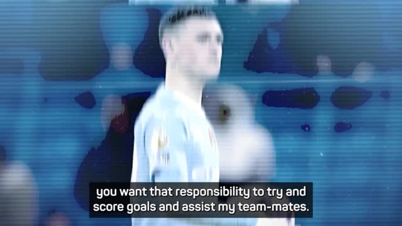 Foden wants to keep evolving at Man City after...