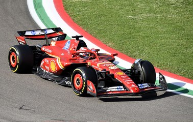 شارل لوكلير يحقق أسرع زمن في التجارب الحرة الأولى لجائزة إميليا رومانيا الكبرى