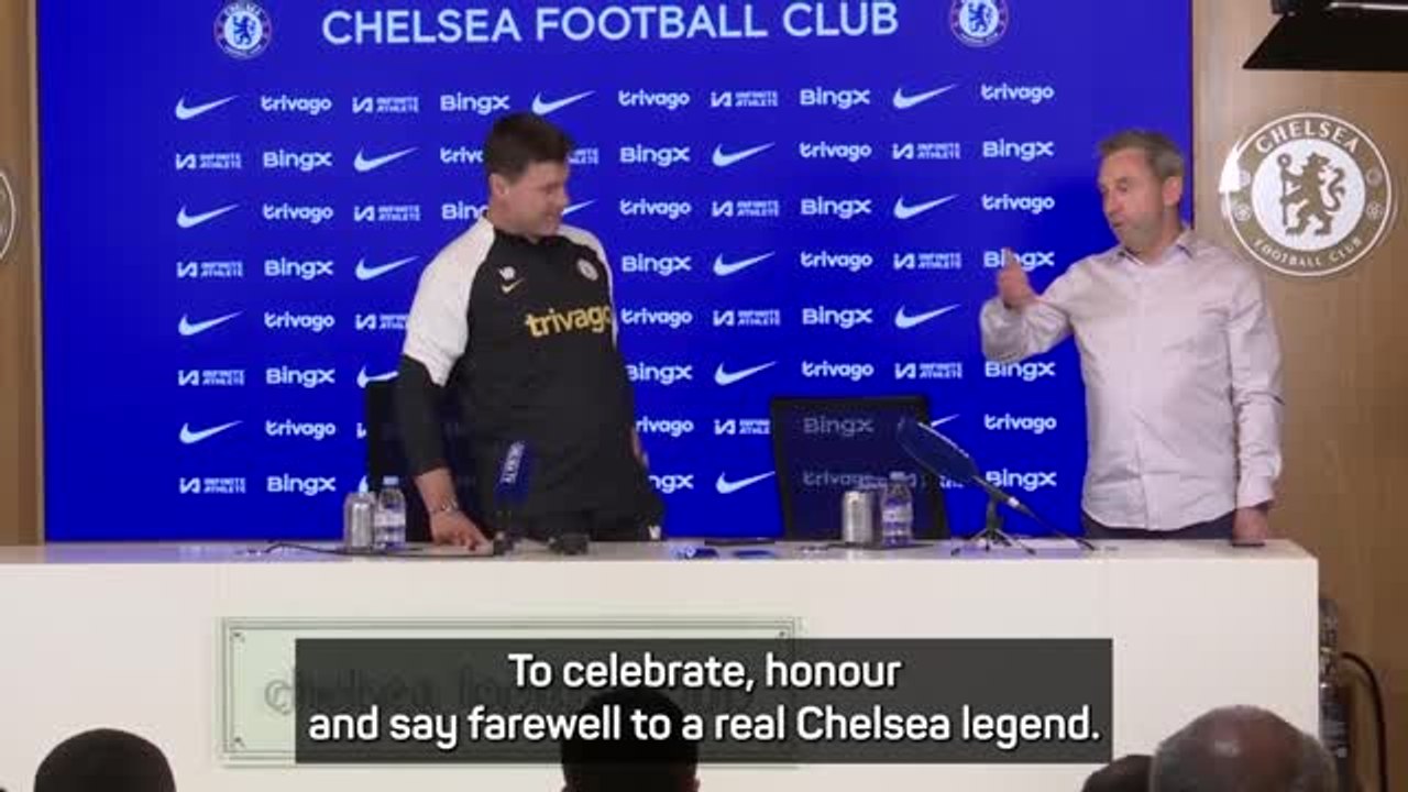 Pochettino and Hayes bid farewell to long-stand...